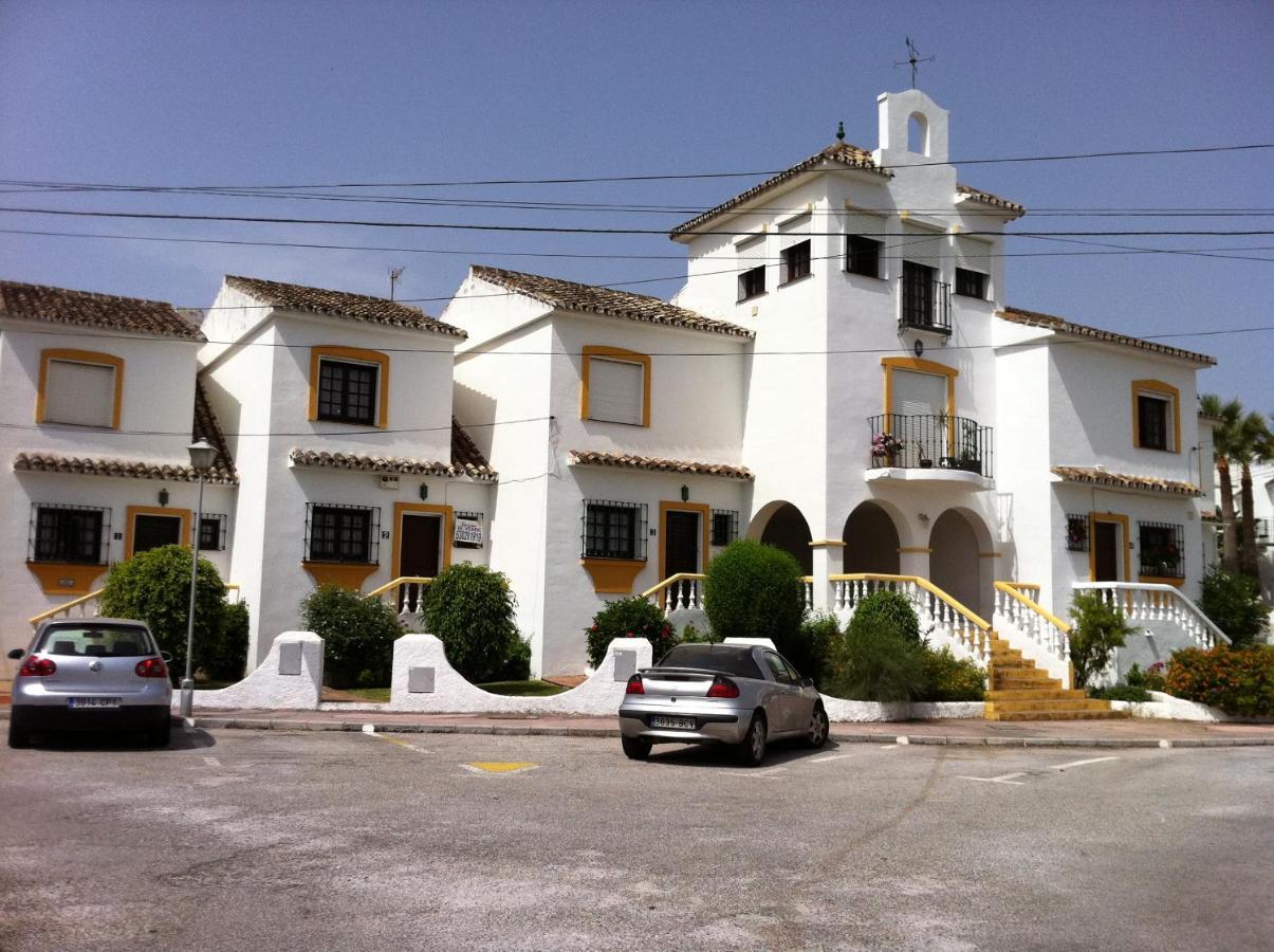 Pueblo La Campana Villa Михас Екстериор снимка